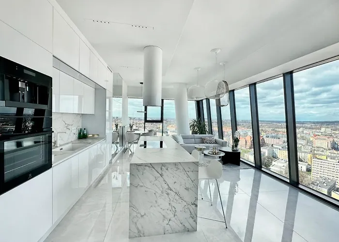 Apartament White Sky 20 Hanza Tower- Free Parking Szczecin, Poland