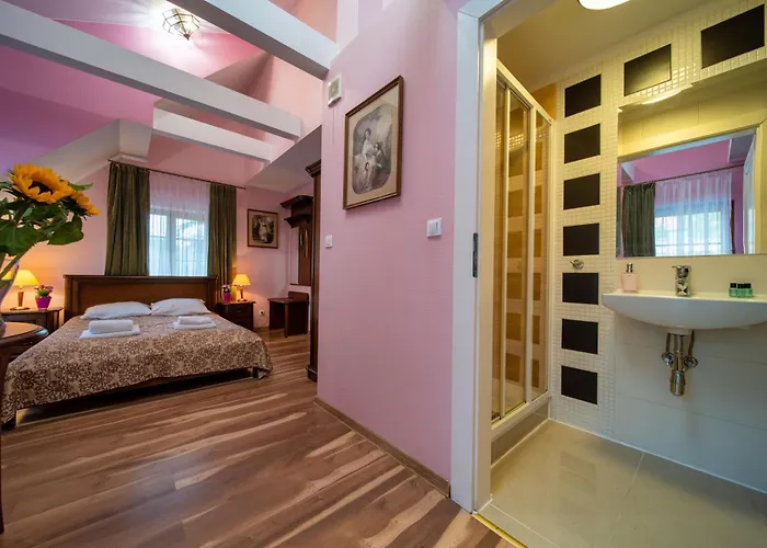 Hotel Modrzewiowka Lanckorona, Poland