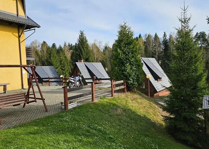 Siedlisko Harenda Bieszczady Apartment Czarna , Poland