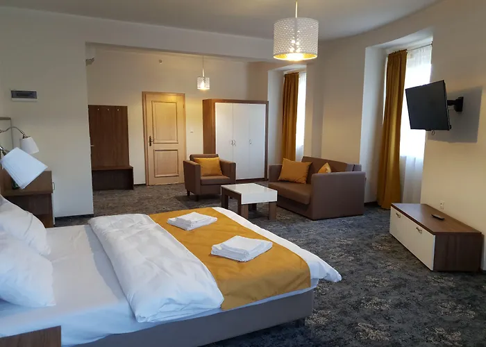 Hotel Nadodrzanski Dwor - Nowa Sol, Poland