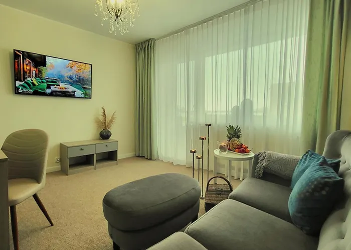 Elegante Apartments & Jacuzzi Wladyslawowo - Adults Only, Poland
